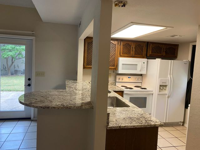 4 Grand Lake Drive 2-3, 5-8., Monkey Island, OK 74331