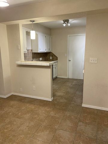 4 Grand Lake Drive 2-3, 5-8., Monkey Island, OK 74331