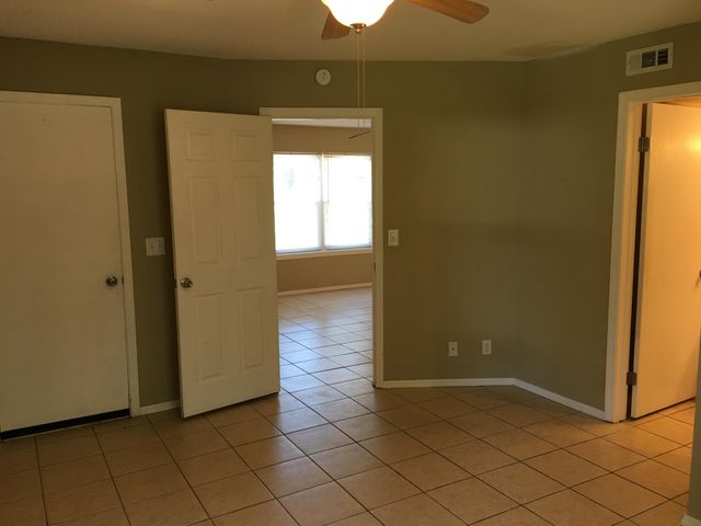 4 Grand Lake Drive 2-3, 5-8., Monkey Island, OK 74331