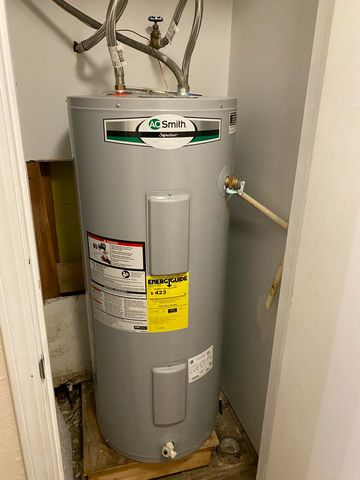 4 Grand Lake Drive 2-3, 5-8., Monkey Island, OK 74331