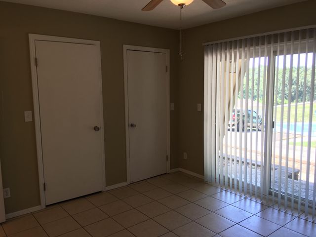 4 Grand Lake Drive 2-3, 5-8., Monkey Island, OK 74331