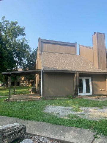 4 Grand Lake Drive 2-3, 5-8., Monkey Island, OK 74331