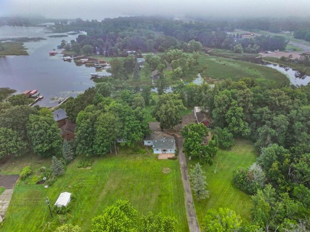 910 E Evergreen Street, Isle, MN 56342