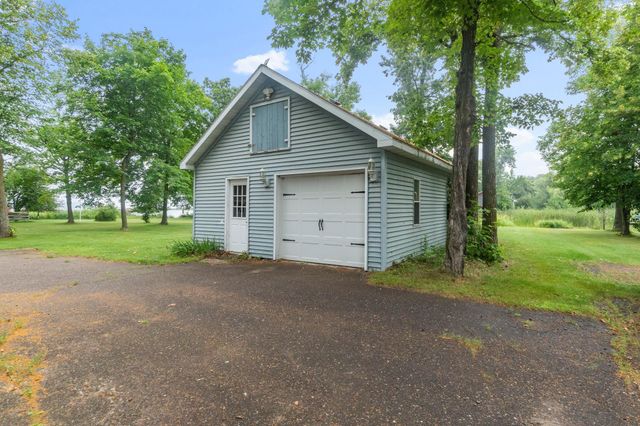 910 E Evergreen Street, Isle, MN 56342
