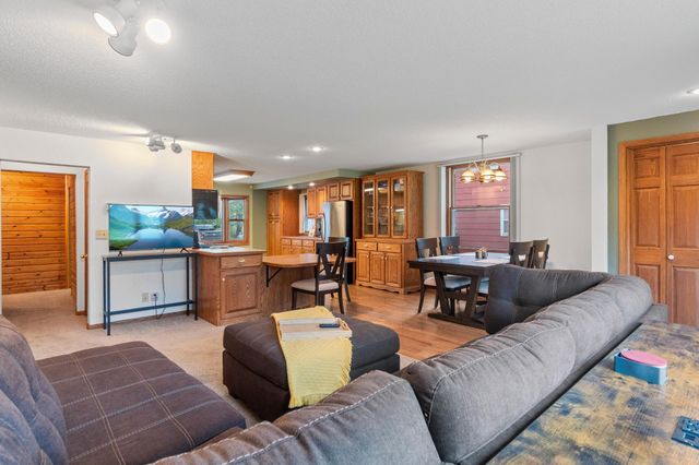 910 E Evergreen Street, Isle, MN 56342