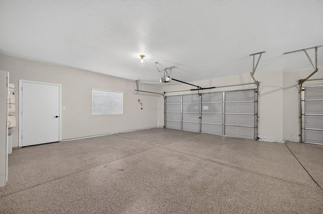 1039 E Hogan Avenue, Fresno, CA 93730