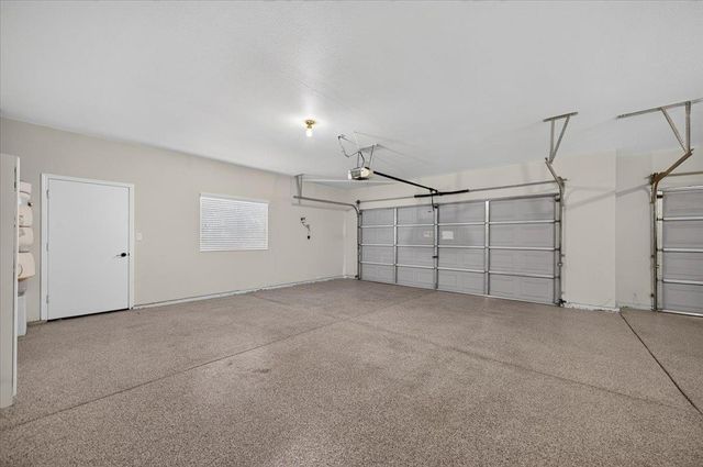 1039 E Hogan Avenue, Fresno, CA 93730