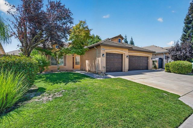 1039 E Hogan Avenue, Fresno, CA 93730