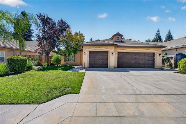 1039 E Hogan Avenue, Fresno, CA 93730
