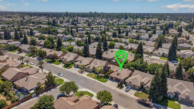 1039 E Hogan Avenue, Fresno, CA 93730