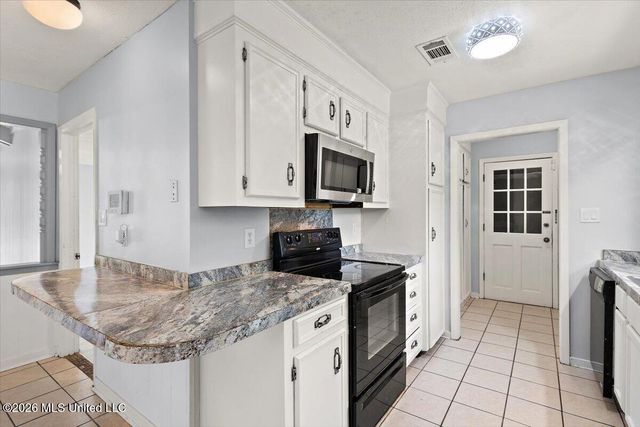 5209 Sycamore Drive, Jackson, MS 39212