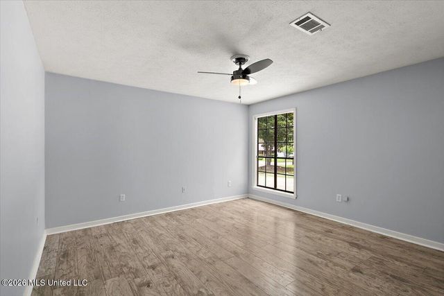 5209 Sycamore Drive, Jackson, MS 39212