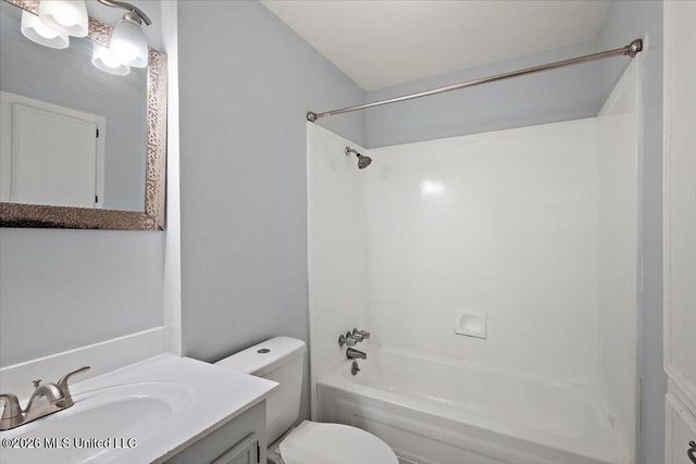 5209 Sycamore Drive, Jackson, MS 39212