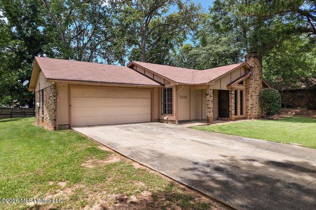 5209 Sycamore Drive, Jackson, MS 39212