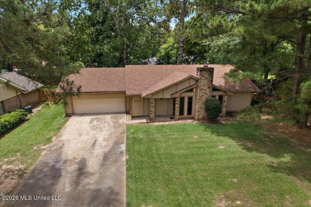 5209 Sycamore Drive, Jackson, MS 39212