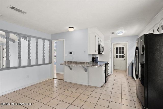 5209 Sycamore Drive, Jackson, MS 39212