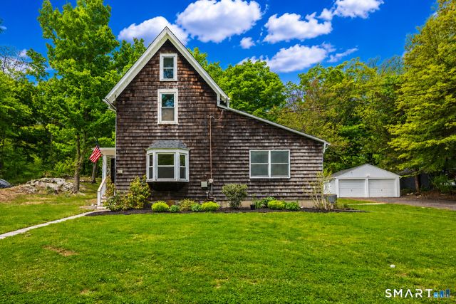 902 West River Street, Milford, CT 06461