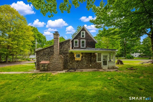902 West River Street, Milford, CT 06461