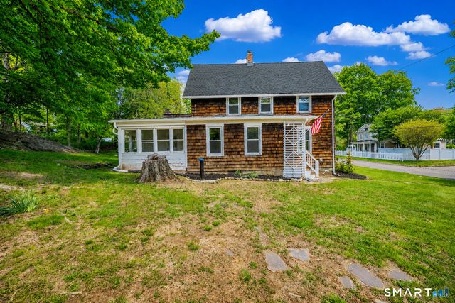 902 West River Street, Milford, CT 06461