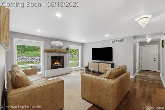 3175 Kensington Road, Brighton Township, MI 48380