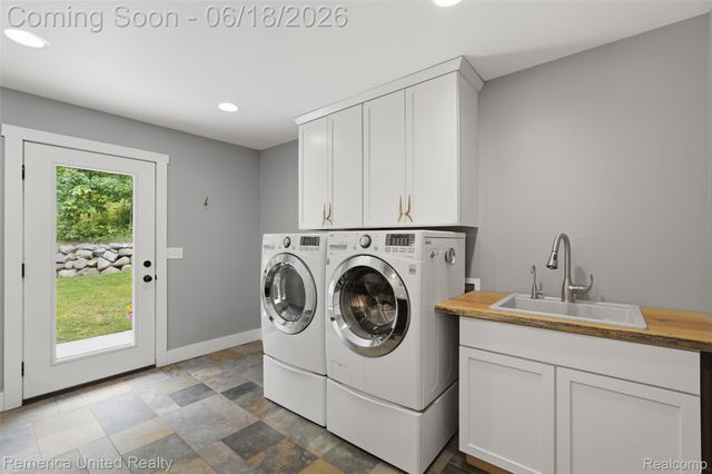 3175 Kensington Road, Brighton Township, MI 48380