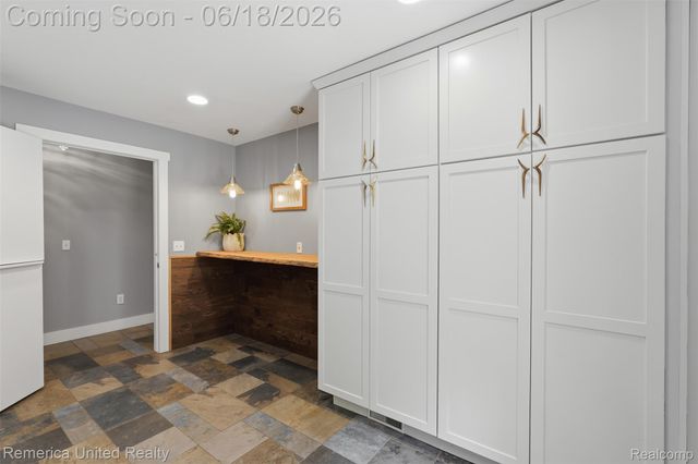 3175 Kensington Road, Brighton Township, MI 48380