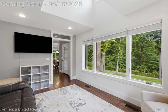 3175 Kensington Road, Brighton Township, MI 48380