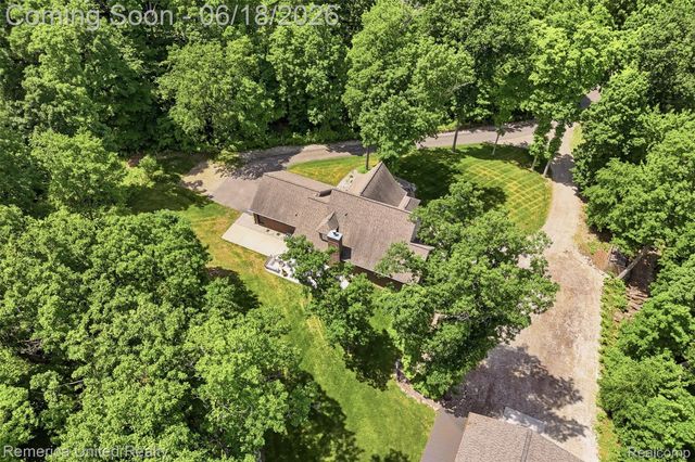 3175 Kensington Road, Brighton Township, MI 48380