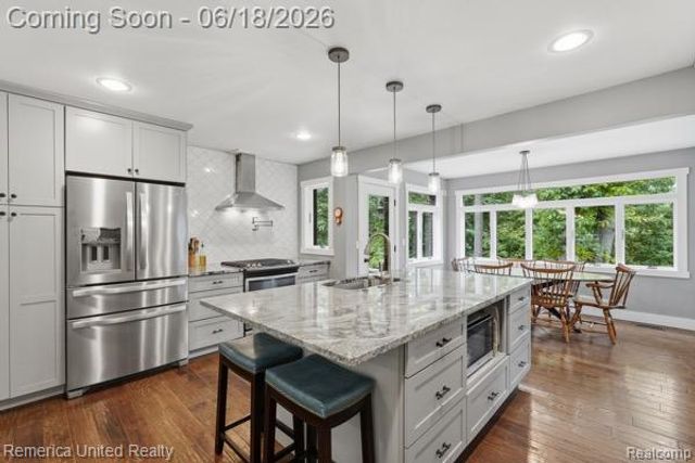 3175 Kensington Road, Brighton Township, MI 48380