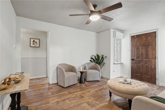 246 Hickory St, Kennedy Twp, PA 15136