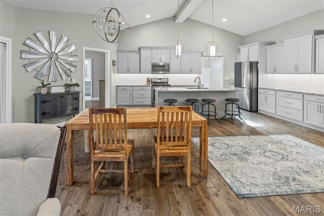 214 Edwards Street, Glen Carbon, IL 62034