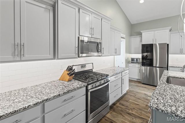 214 Edwards Street, Glen Carbon, IL 62034