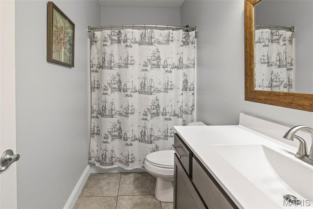 214 Edwards Street, Glen Carbon, IL 62034