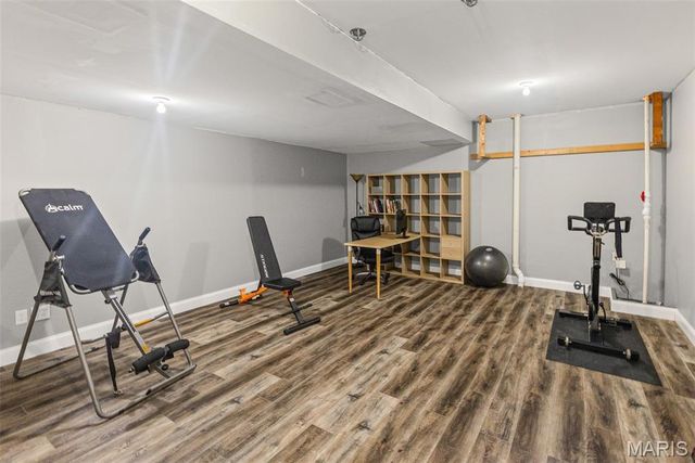 214 Edwards Street, Glen Carbon, IL 62034