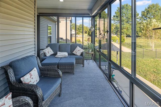 214 Edwards Street, Glen Carbon, IL 62034