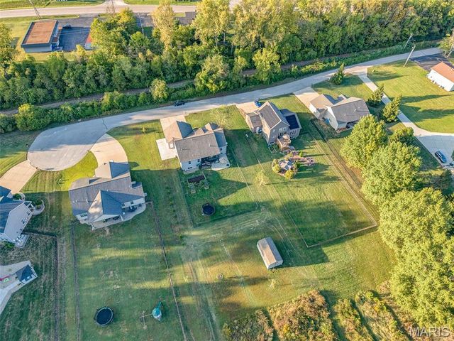 214 Edwards Street, Glen Carbon, IL 62034