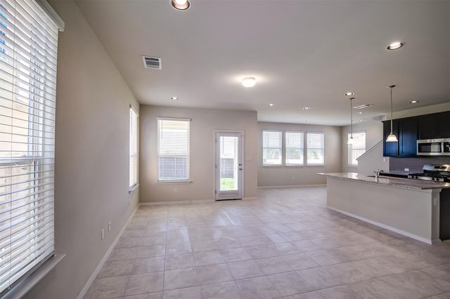 262 Delta CRST, Maxwell, TX 78656