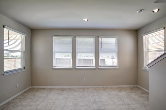 262 Delta CRST, Maxwell, TX 78656