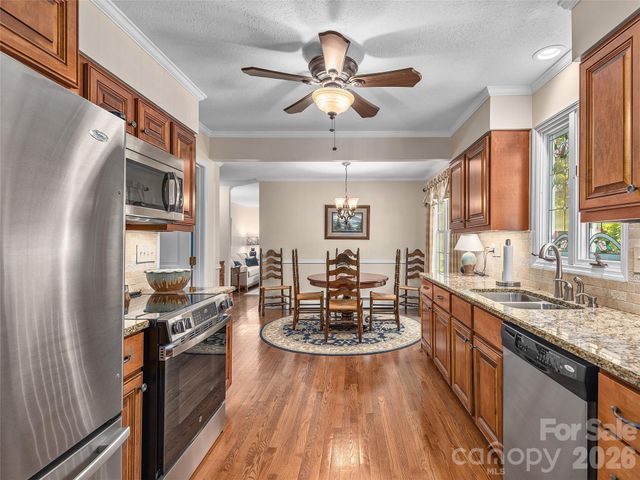 81 Old Gap Creek Road, Fairview, NC 28730