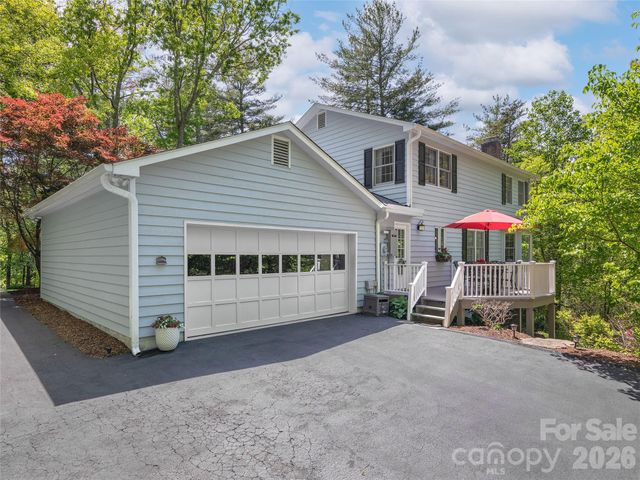 81 Old Gap Creek Road, Fairview, NC 28730