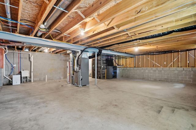 404 Hawking Drive, Galena, OH 43021