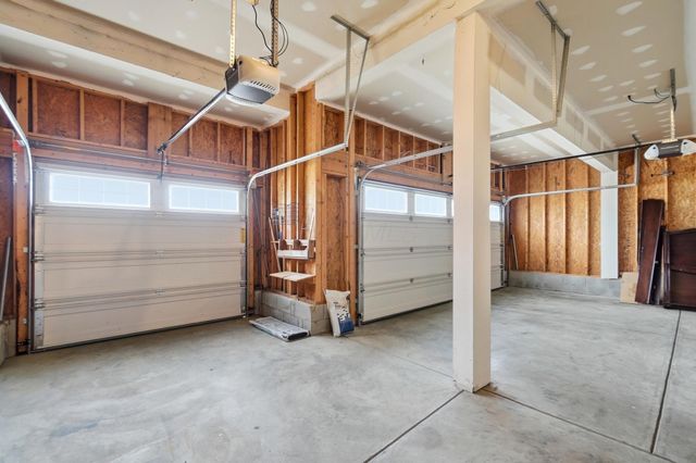 404 Hawking Drive, Galena, OH 43021