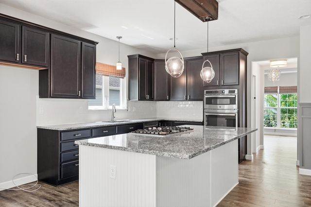 404 Hawking Drive, Galena, OH 43021
