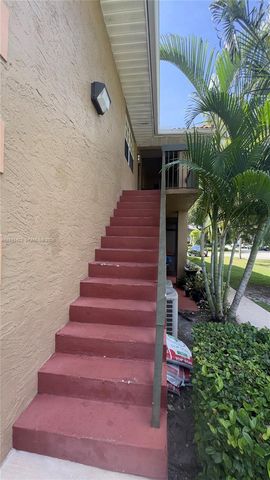 10480 NW 8th Street 201, Pembroke Pines, FL 33026