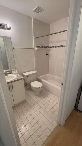10480 NW 8th Street 201, Pembroke Pines, FL 33026