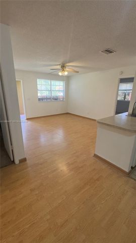 10480 NW 8th Street 201, Pembroke Pines, FL 33026