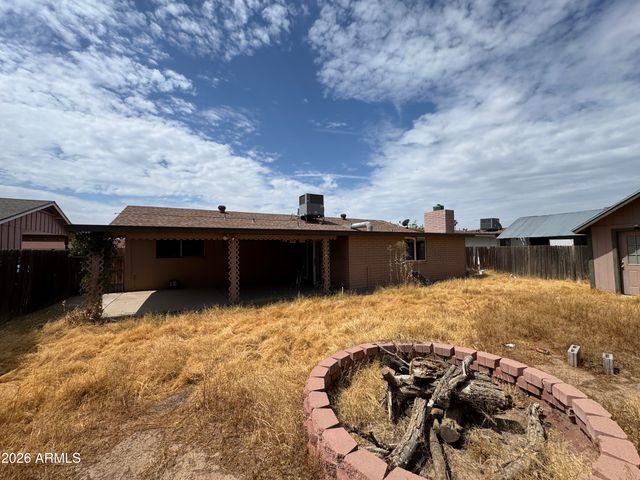 8428 W GLENROSA Avenue, Phoenix, AZ 85037