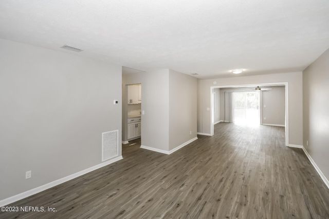 8516 BERMUDA Road, Jacksonville, FL 32208