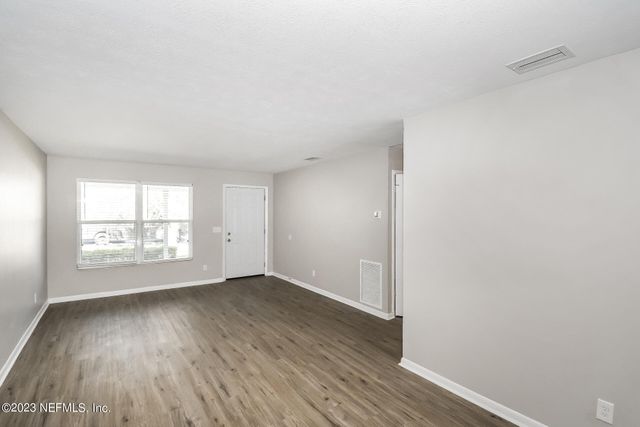 8516 BERMUDA Road, Jacksonville, FL 32208