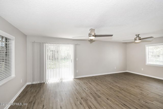 8516 BERMUDA Road, Jacksonville, FL 32208